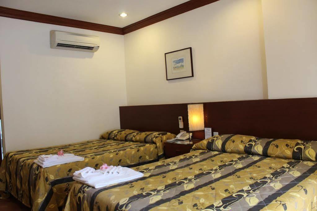 Hey Jude Resort Hotel Balabag  Extérieur photo